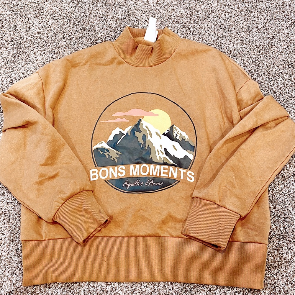 Comfy H&M crew neck